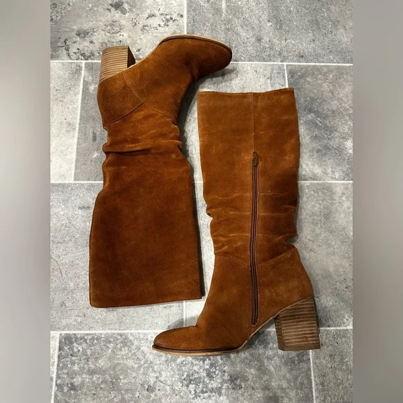 FatFace Brown Suede Knee-High Boots - Picture 1 of 8